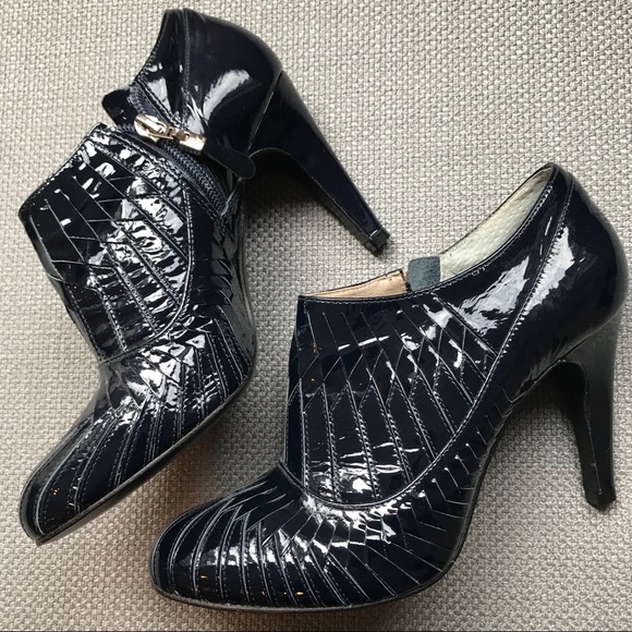 Pour La Victoire all leather blue patent booties - Picture 2 of 4